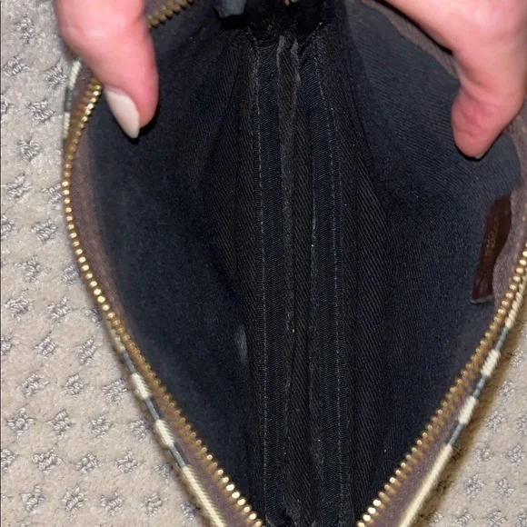 Burberry Plaid Shoulder Bag - Picture 6 of 13